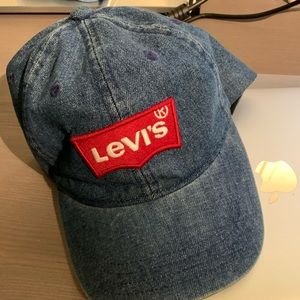Levi’s denim hat